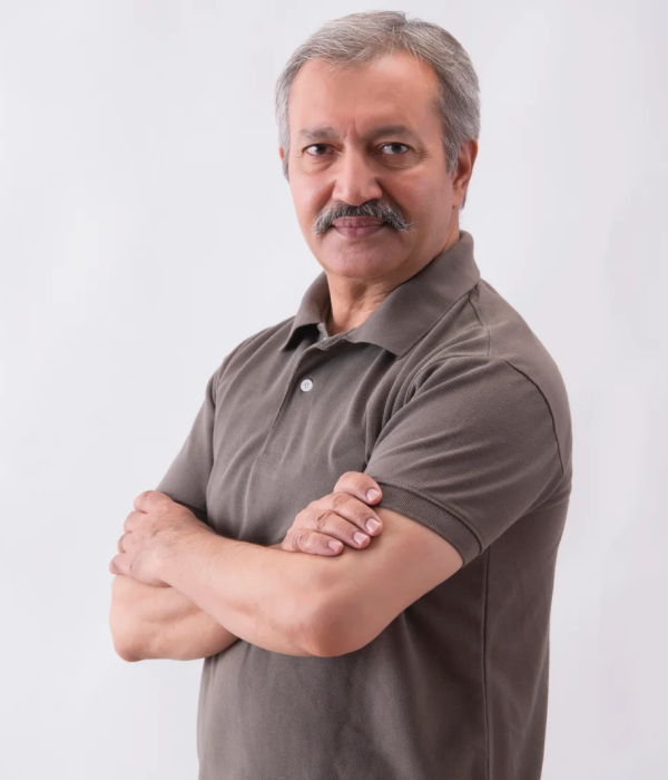 portrait-of-a-senior-man-stockpack-deposit-photos portrait-of-a-senior-man-stockpack-deposit-photos